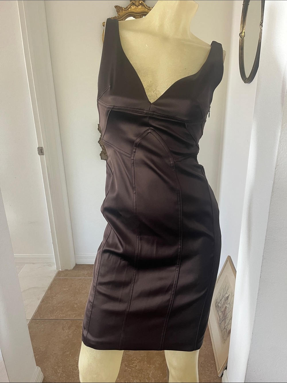 Gorgeous David Meister Satin Stretchy Dress